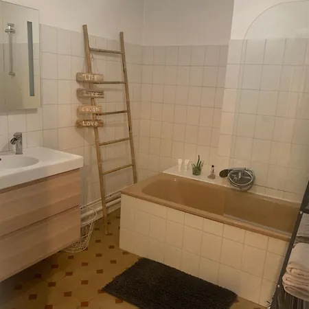 Apartment Apparemment Cosy Cathedrale